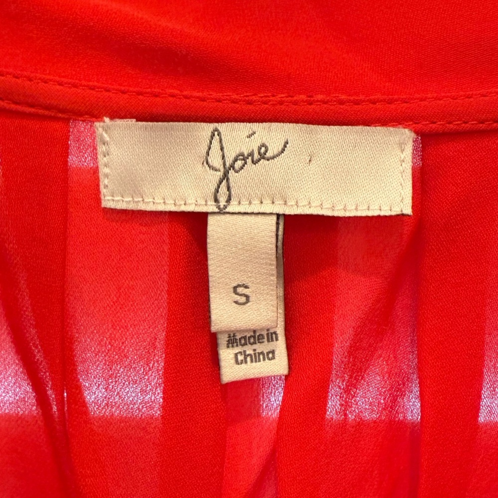 Joie Red Sleeveless V-neck Blouse with button & tie detail - Picture 5 of 12